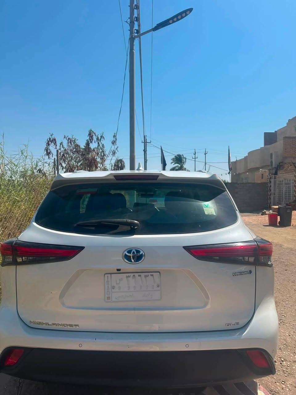 السلام عليكم تيوتا هايلندر
تويوتا هايلندر XLE موديل 2024 أبيض 
Hybrid V4
خليجي 
ماشيه ١٩ الف 
مكان السياره ميسان 
السياره بأسم الشركه 
المراسله او الاتصال 
للاستفسار المراسله او الاتصال 
***********
