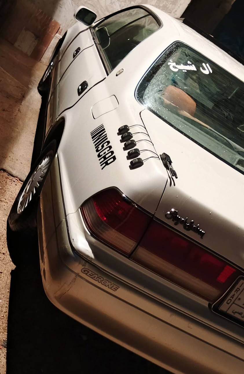 رأس الثور فلات مديل 97  مكينه وكير توني شاده  جدد حداديه توني مسويه تبريد شغال تخم تاير جديد كهربائيات شغاله السعر 110 وبيها مجال مكاني  البصره سياره مكفوله كفاله عامه سياره مالت بيت ***********
