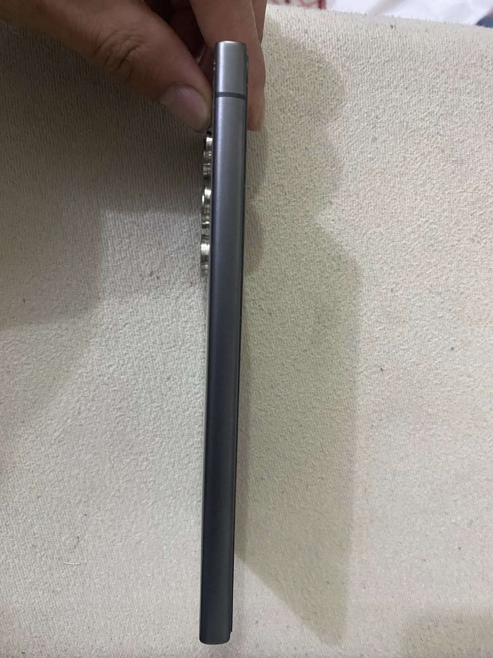 سلام عليكم
اس 24 الاترا مبدل  شاشه اصليه  الجهاز بحاله جيده كامل ملحقات 
الاستفسار ***********
