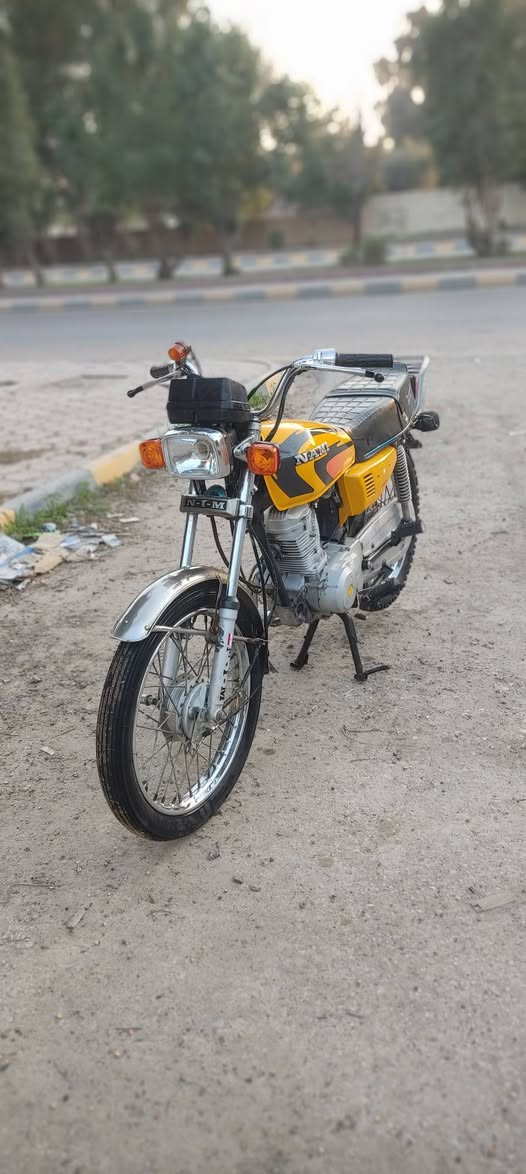 سلام عليكم دراجه اربع كير متياز البيع موديل 22 معمره 23 وراق صوليه كهرباء شغاله مكان كوت أنوار الصدر سعر 750  رقم الهاتف *********** واتساب خاص مفتوح 👍🏻
