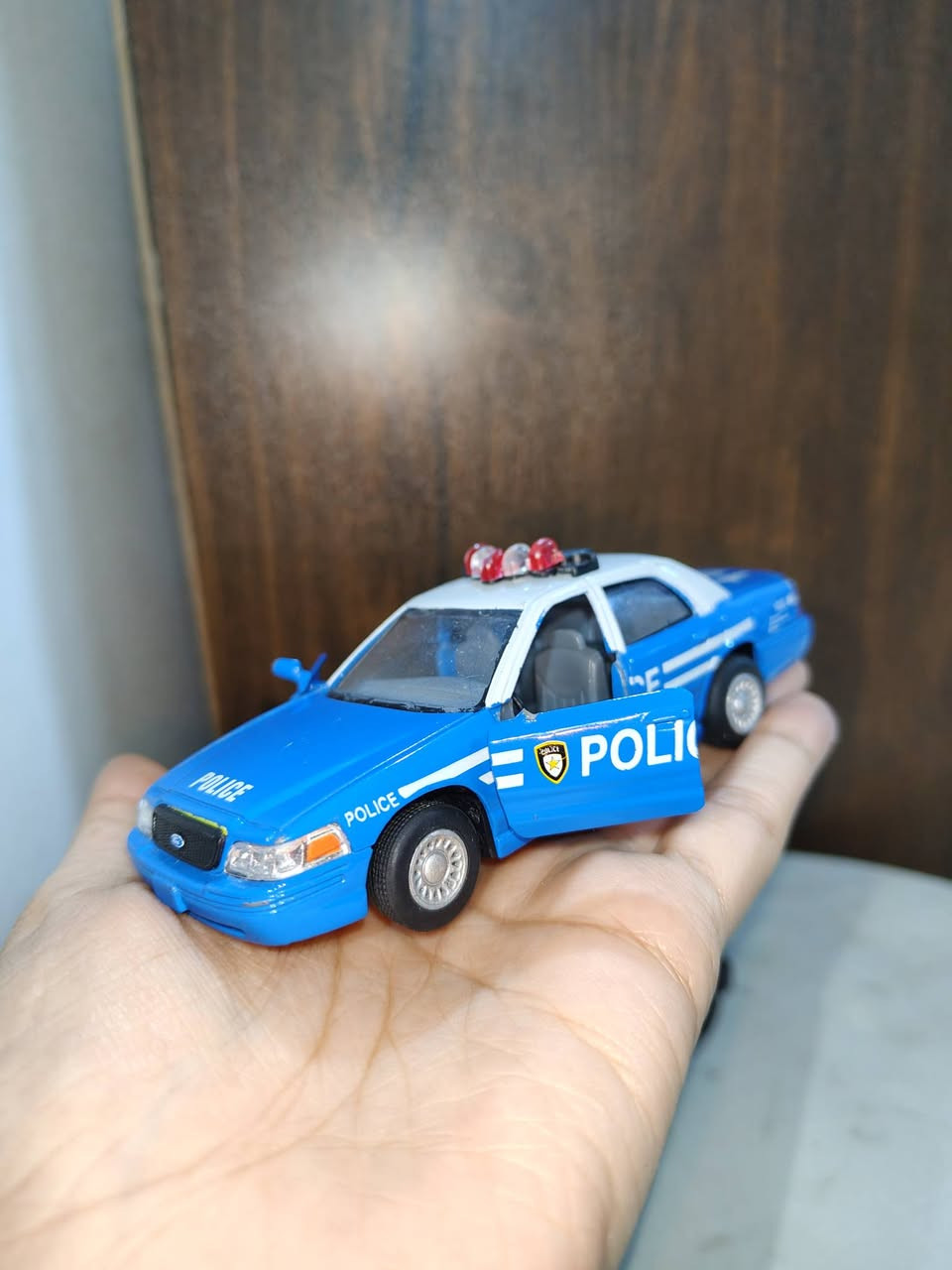 سيارات حديد احجام واشكال مختلفه


**إذا كنت صاحب هذا الإعلان وتريد حذفه لأي سبب، رجاءا أرسل رسالة إلى الدعم الفني**