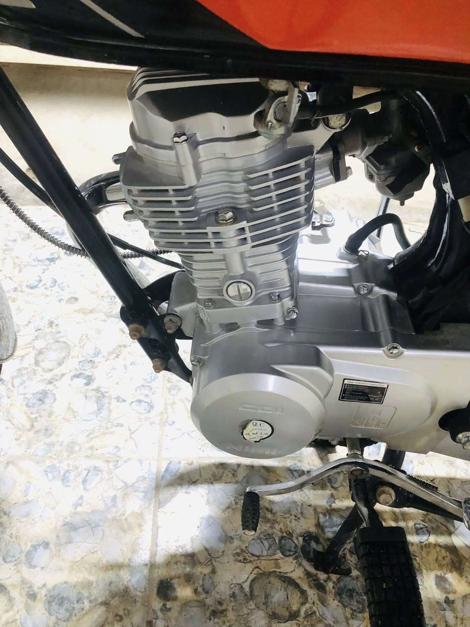 السلام عليكم نامه للبيع موديل 2026 اوراق كامله الدراجه جديده كهربائيات كلها شغاله مكينه برغي مامفتوح بيها حتى تفيلس مامفيلسه السعر 675 بيه مجال مكاني حله للاستفسار رقم ***********
