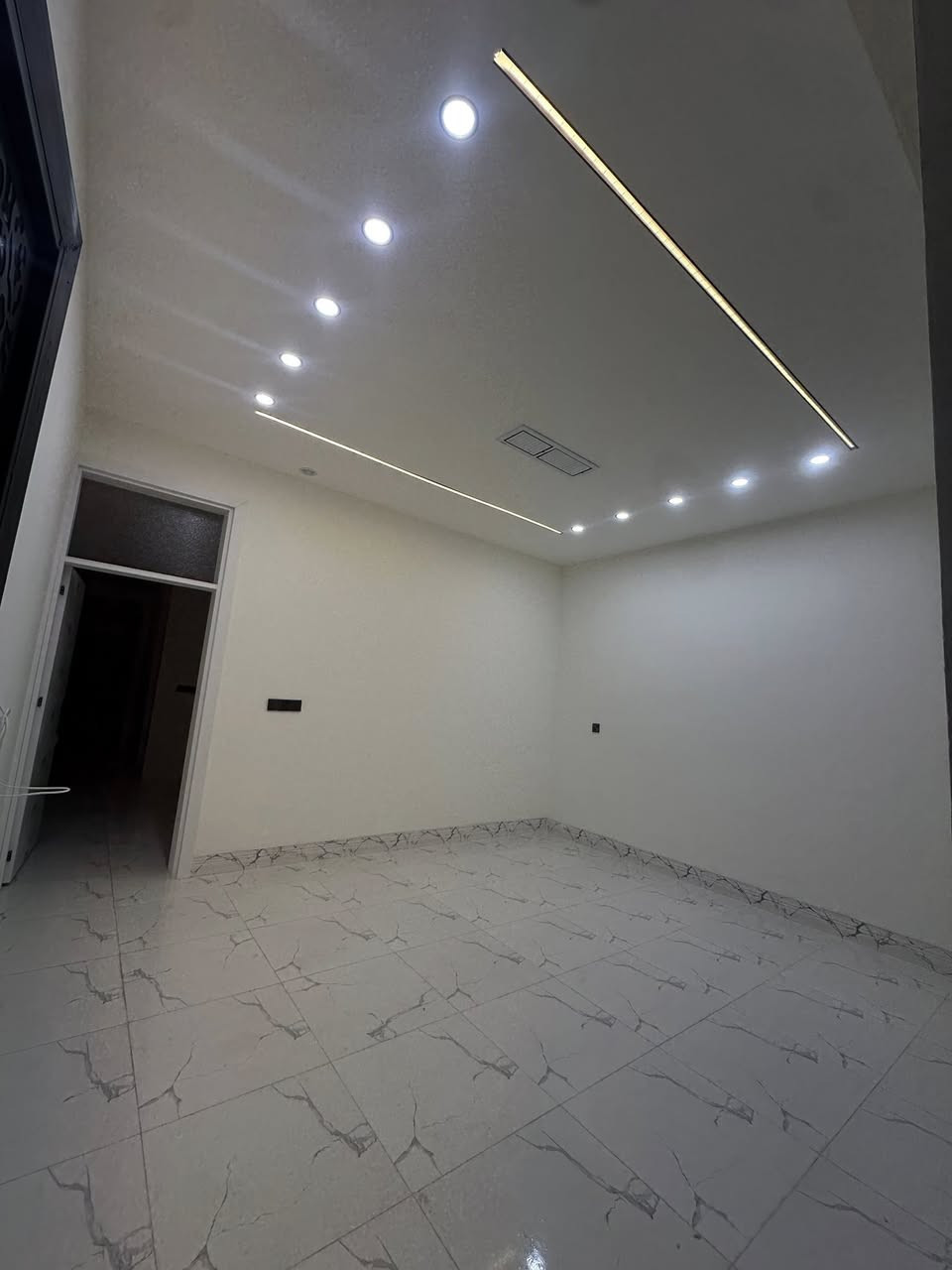 🔥 دار طابو صرف  المساحة 100متر طابق ونص بناء 2026 الموقع /حي العسكري قرب صيدلية كردستان #السعر105مليون للتواصل اتصل بنا *********** ☎️
