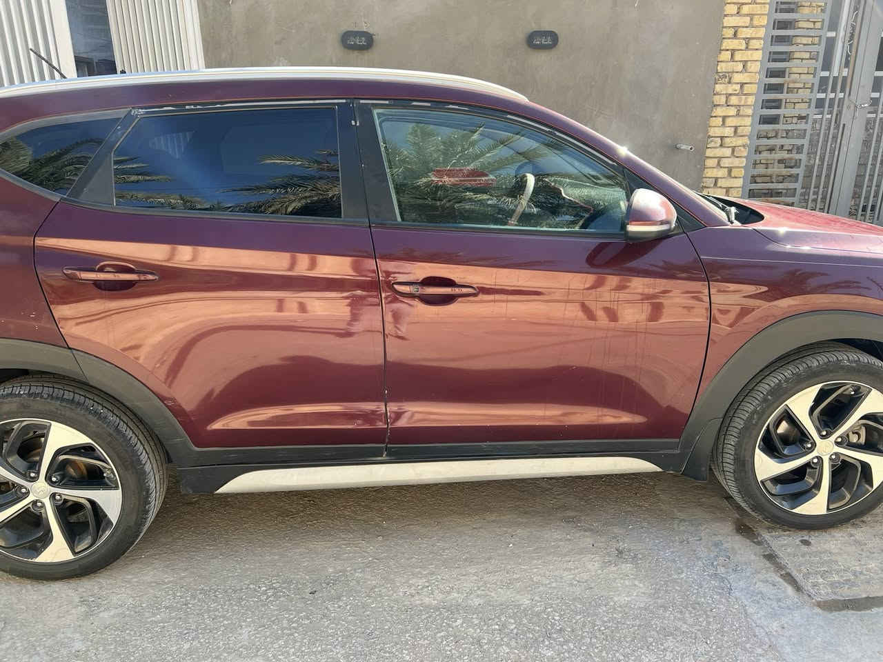 ....... السلام عليكم  .........
🔔🔔 توسان موديل ٢٠١٧  امريكي🔔🔔
⛔⛔المواصفات فول عدا الفتحه
⛔⛔المحرك ١.٦ تيربو  gdi
⛔⛔ كير  نوع DCT
🚨🚨 الحادث موضح بالصور
 الرقم قادسية باسمي السيارة
 السعر المطلوب  ١٦٠  ورقه وبيها مجال
🏠 المكان النجف الاشرف

للاستفسار الاتصال بالرقم ***********
