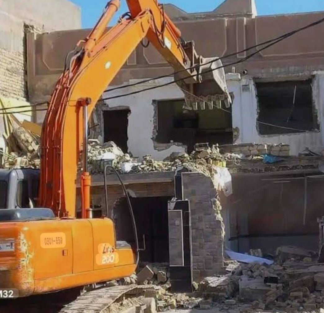 #مستعدون لهدم وتفليش البيوت القديمة والمحلات وقطع البيوت  ورفع الانقاض وتعديل الارضية بموادها يعني ما اخذ فلوس بس المواد واسويلهيا كاع في كافة مناطق ديالى للتواصل الاتصال على ***********خاص مفتوح واتساب
