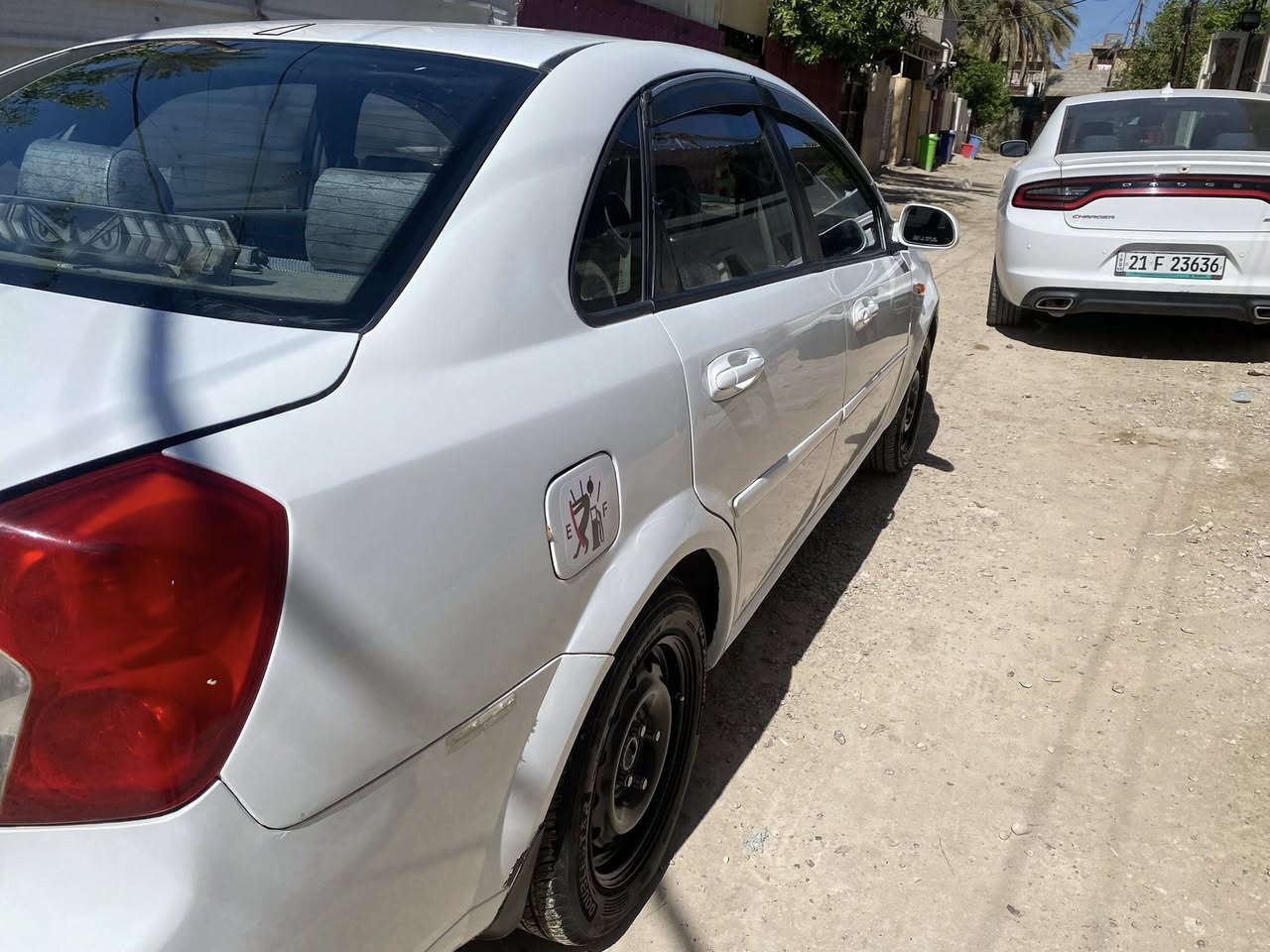 السلام عليكم 
اوبترا ٢٠٠٤ محدث ١١ كير اوتامتيك شاشه وكامره فتحت سقف دوشمه جديده هيه والارضيه جلد تخم تاير وويل جديد كهربائيات كلها شغاله السياره جاهزه للاخير
محرك مكفول كير مكفول
لغود شواصي تكم مكفولات
مابيها اي نقص ترايها يخبل
صدر قبل اسبوع شديته شركه اصلي الله شاهد
تبريد منظومه كامله شركه 
رقم بغداد باسمي رقم انكليزي
السياره مصبوغه عام بدون ضربات قويه مكاني بغداد عارضها ب٥٧ وهذا رقمي ***********
