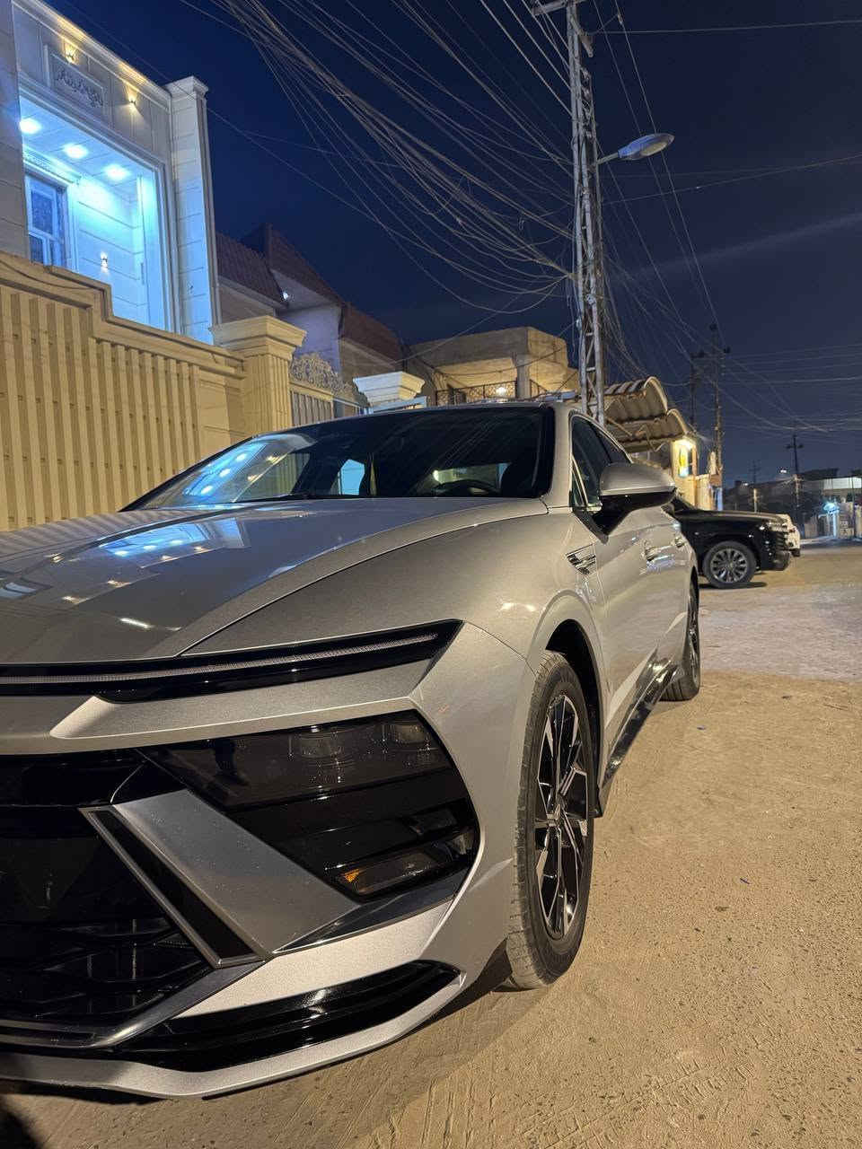 هيونداي سونتا وارد اميركي 2024 SEL
انه المستورد باسمي حره مرقمه بصره
 الضرر موضح بالصور كلهن مصلحات بارد بس الجاملغ مبدل تفصيخ بجمها كبس بدون ايرباك ماشيه 32 الف مكينه GDI 2500
الموصفات 
4 رادارات 
نقط عمياء
توقف ذاتي 
قياده ذاتيه 
كامره دواره 
سايد بيريك كهربائي دكمه
اوتو هولد
4 انظمة قياده
فول تحكم ستيرن 
شفتات بلستيرن
غرفت السياره الدشبول والشاشه تتغير 4 اشكال
تبريد مناخي 
ابواب بصمه 
تنبيه + اهتزاز الستيرن
تدفئة كشنات
كشن كهرباء 
***********
مكانها البصرة 
السعر 190 وبيها مجال البصرة, العراق

