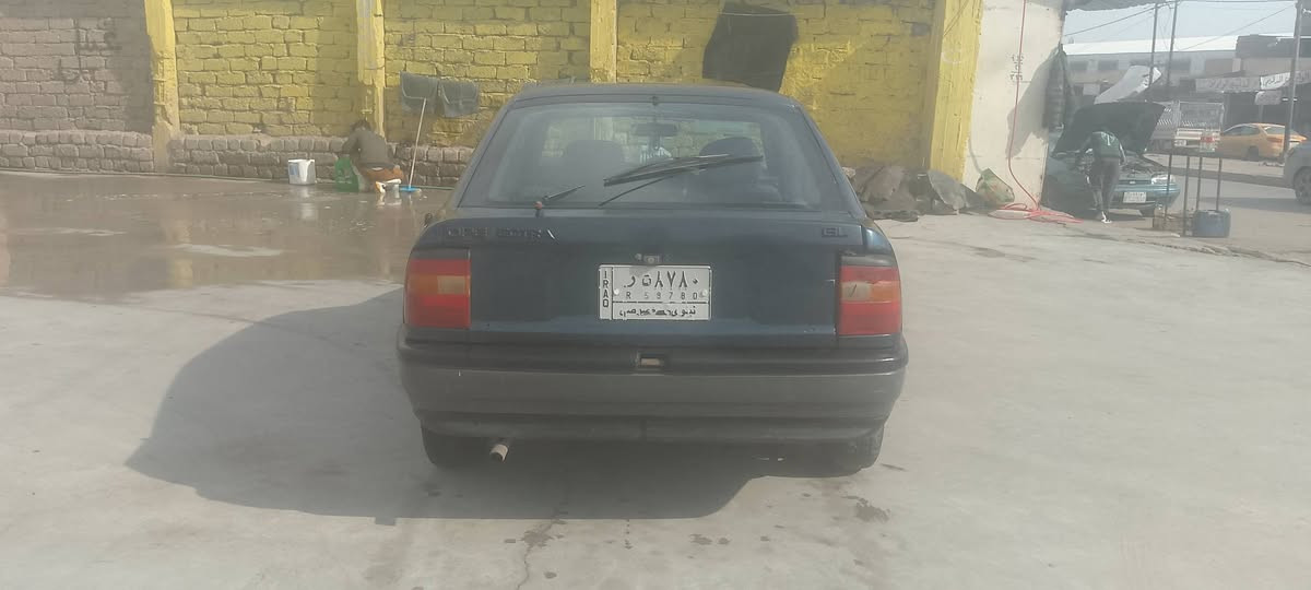 سلام عليكم للبيع فكتره لون نيلي حجم16 كابون بانزين رقم الماني شرط تريد وكاله تحويل صبع جماليه سياره نضيفه مال بيت مكاني موصل ايسر كهربائيه كلها شغاله سعر 35 بيها مجال قليل *********** ‏‪
‏‪***********‬‏
