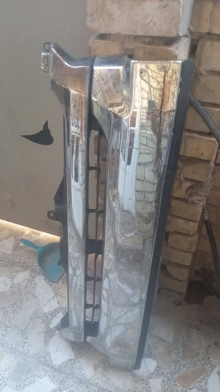 سلام عليكم شباك مال هايسه للبيع ***********
