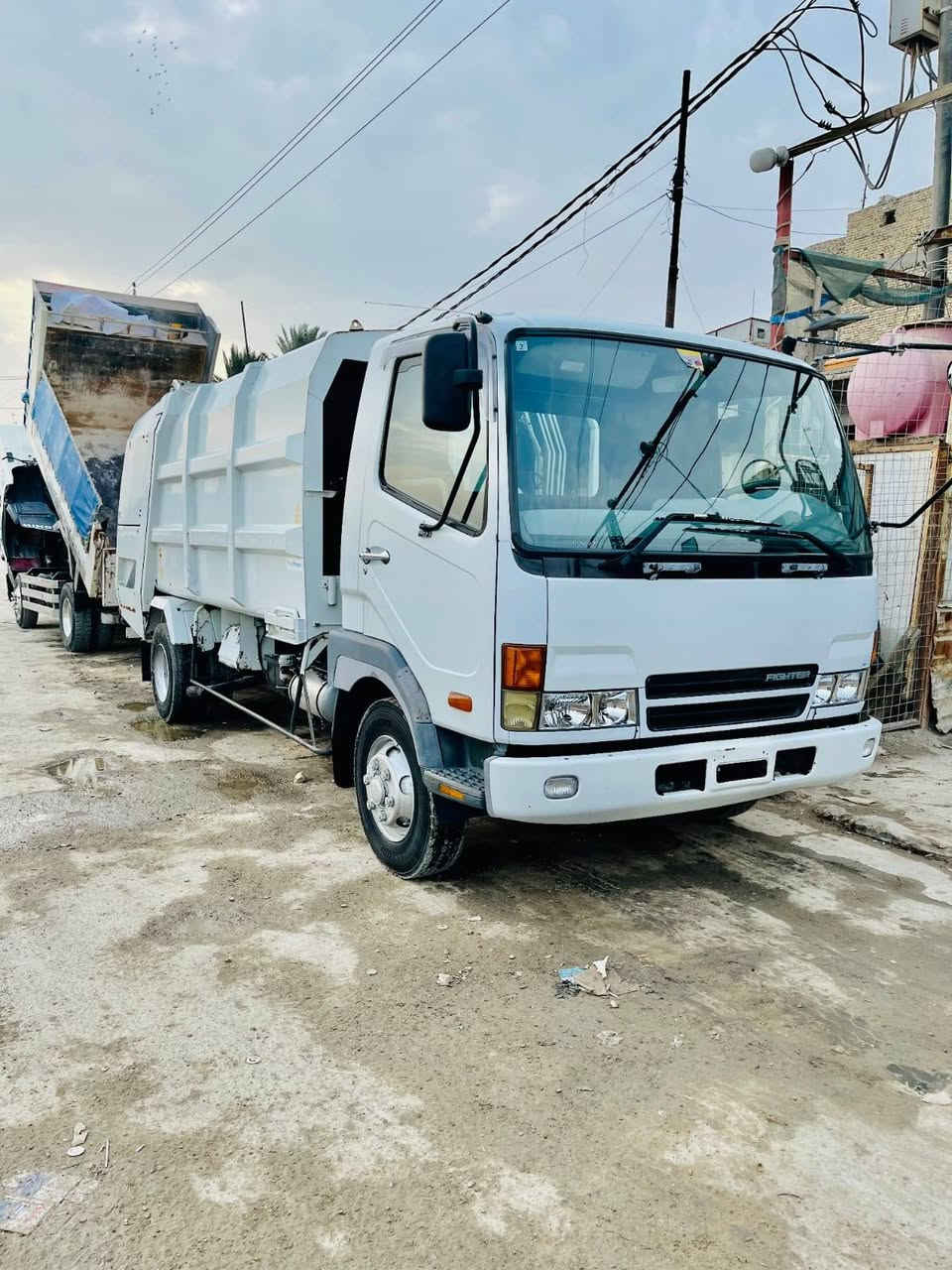 فوسه عشره مكعب كفاله مكان بغداد دخول جديد مامشتغله مرقم بصره كفاله ***********////***********
