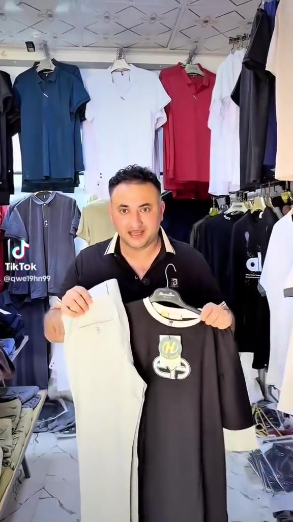 عرض خاص لموسم العيد من محل حيدر بكار تابع الفيديو مليان عروض العنوان شارع النخوة قرب ماركت بازار للعائلة و قرب دائرة الامن الوطني *********** حيدر بكار
