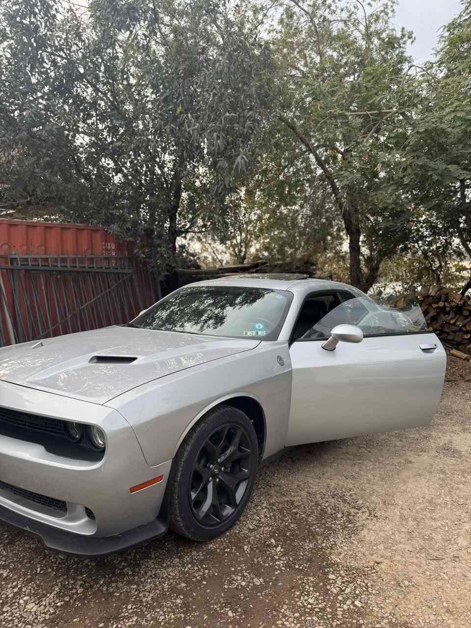 جالنجر للبيع موديل2020                 
فول مواصفات                            
محرك3600v
حادثه مرفق ويه الصور
السعر185$ مكاني بغداد الدوره 
للاستفسار ***********
