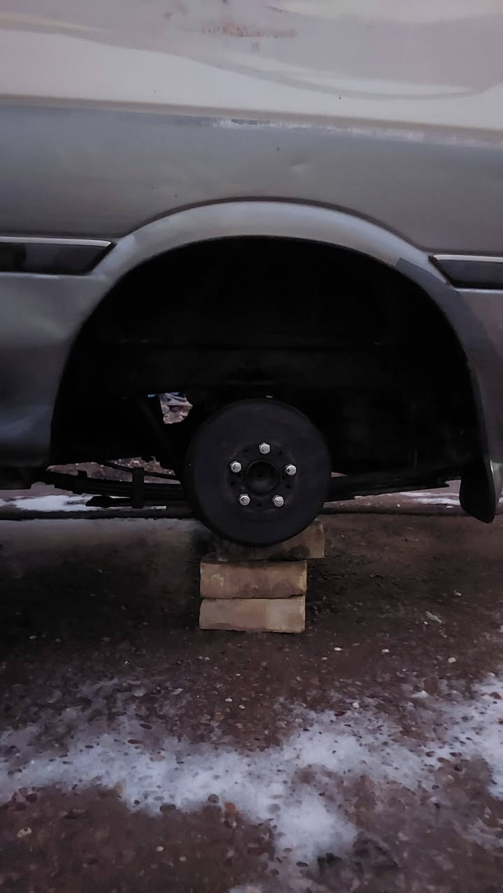 سلام عليكم فوتو الوان. مديل 2012 تخم تاير برجستون مكينه كير اكسل مكفولات دوشمه عامه ترايك وين. متريد سياره جاهزه مال جناي ربع مذب عليها بيها بس مكان لبنيد بي طخه وعوزه صبغ لباقي بيها كله مكفول كفاله عامه الاتصال ***********
مكاني بغداد حسينه المعامل سعرها 70 وبيها مجال
