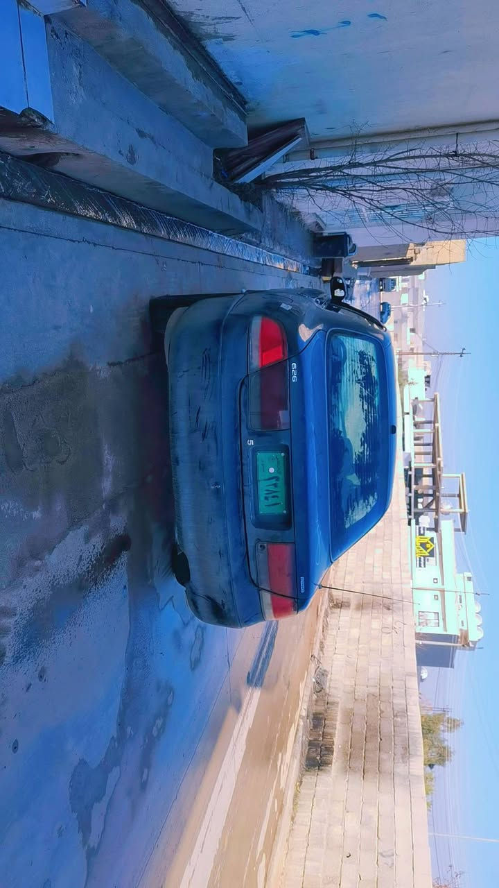 مازدا فاسوليا موديل ١٩٩٣ ارم بلاستيك و سه نه وي ليدراو وه ركه راو نيه هيج سيلات كيجي بنزين حماوه كاره بايي هه مووي مزبوت  جوار تايه ي نوي يه اكه ر مشته ري تيل بكه ***********
***********
