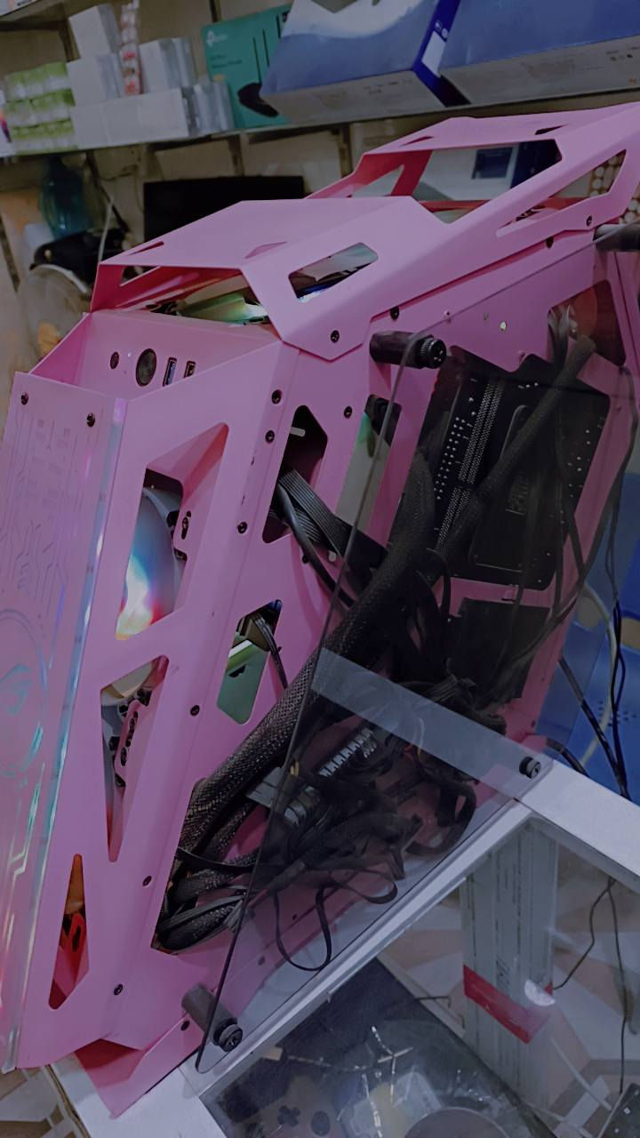 PC للبيع 
الرام: 16 گيگه تردد3200
المعالج: Rizen5 3200
هارد:  ssd king stone 500
كارت شاشه:  RX 580 ثمانيه گيگه
بورد:  b450
باور سبلاي:  550w
كيس:  ROG PINK
وياهه شاشه 75hz اذا تريدهه
*********** واتساب او اتصال
