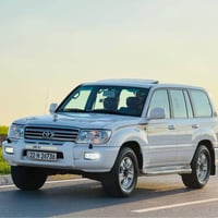 لاندكروزر • ٢٠٠٦ • بدون صبغ