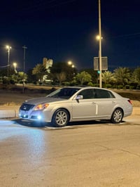 مواصفات تويوتا أفالون 2006 (فئة ليمتد - Limited) 1. الأداء والمحرك:  ​...