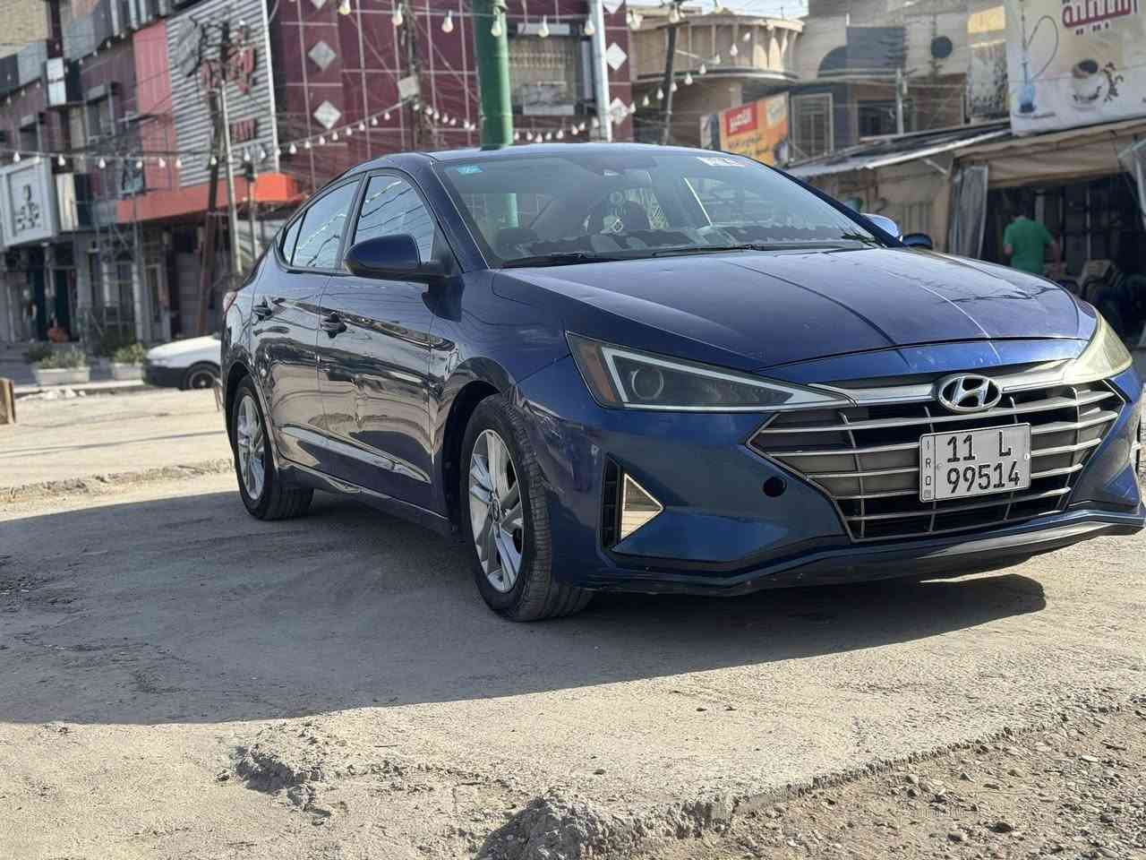 السلام عليكم النتره ٢٠٢٠ حادثها بنيد فقط  سياره كلهه ليبل واحد  سياره  بسمي تحويل ثاني يوم رقم دولي بغداد سياره نص فول  جاهزه مكمله  كير مكينه خير من الله تبريد ثلج بصيف بدلته  سياره عليه ادامه عامه  كامله   مكينه ٢٠٠٠  دوش  كير  Atمرغوب    مكاني بغداد بلديات رقم ***********
