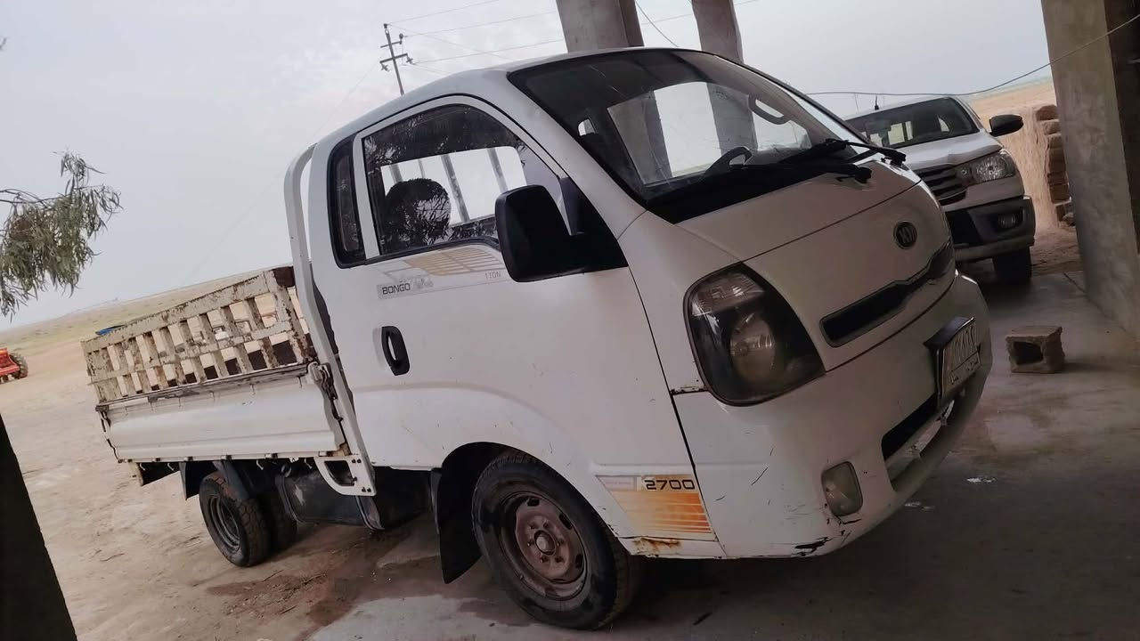 عموشه موديل 2014 للبيع او مراوس بكيه موديل 23 او 24وباقي التفاصيل اتصل علا هاذ الرقم ***********
