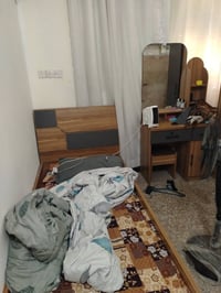 غرفه مستخدمه قليل سعرها ١٥٠ قفل مكاني حي القاهره رقمي ٠٧٧٠٦٢٥٨٩٠٩