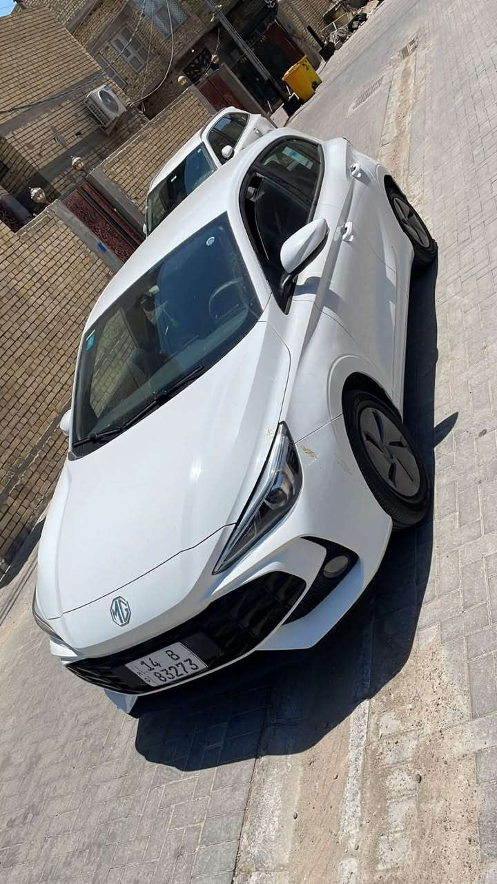 سلام عليكمMG3  مديل 2025
السياره ماشيه 14500الف مكينتها 1500 تنفس طبيعي 

السياره خليجيه السياره بيها بارد بجاملغ السايق على كد ٣اصابع و بيها دحجه فوك الباب الخلفي و دحجه كلش خفيفه بجاملغ السايق ما مأثره  كلشي موضح بل صوره السياره كير مكينه كفاله عامه  مكانها بصره سعرها 95 وبيها مجال جداً بسيط 

السياره مرقمه وجاهزه من كلشي 

***********
