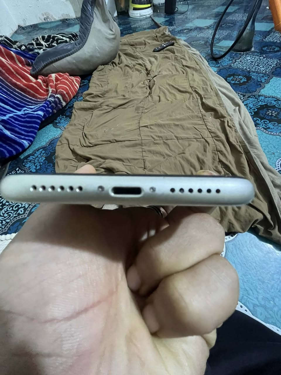سلام عليكم ايفون 11 ذاكره 128جهاز شخط مابي مبدل بطاريه فقط 250مجال بسيط بي حك الجيه رقمي***********واتساب
