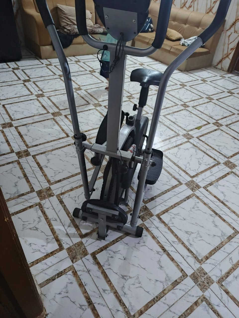 مبرده نضيفه أخدت الجديده وبايسكل للبيع


**إذا كنت صاحب هذا الإعلان وتريد حذفه لأي سبب، رجاءا أرسل رسالة إلى الدعم الفني**