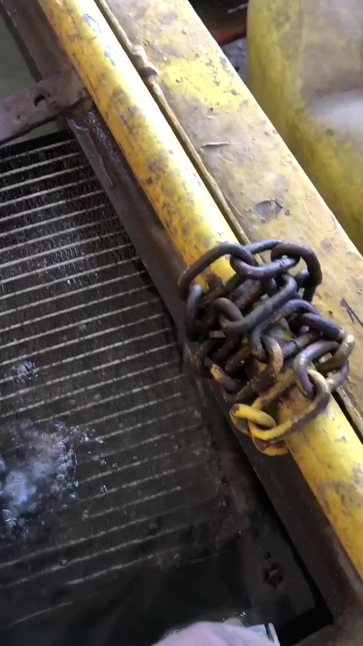 سلام عليكم عمل ليوم سيارة اخونه ابو علي دوج كرفان موديل ٢٠٠٠٩ تبديل فريز مامي كامل  مع فريز خلفي   تنضيف منضومه كامله مع شحن غاز اصلي فرنسي ابو علي التبريد ساحت عدن خلف معمل جلبي قرب عباس دوج ابو علي ***********
