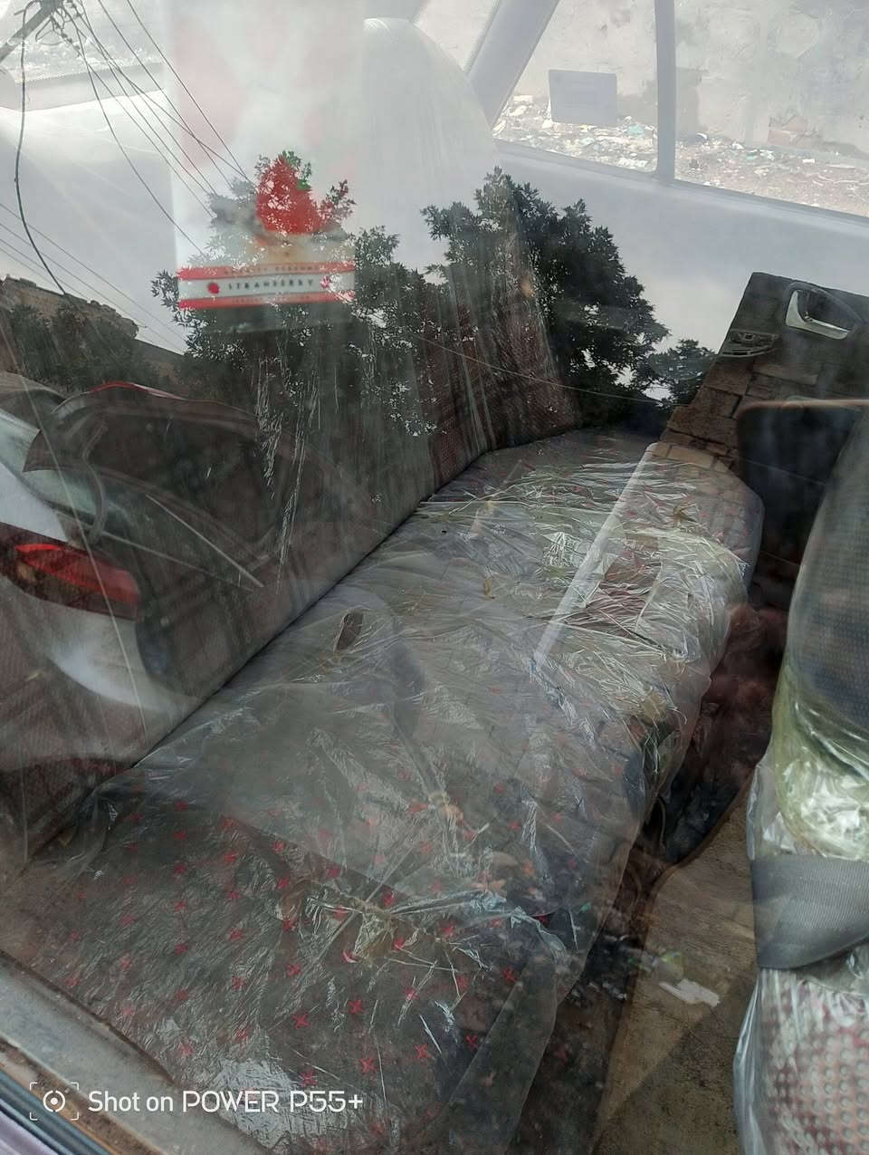 سايبه موديل 12 بيها قياسات قليل من جوه والجير بيرجع قليل ب 26 وبيها مجال خاطر الجايه مكان نهروان
***********
