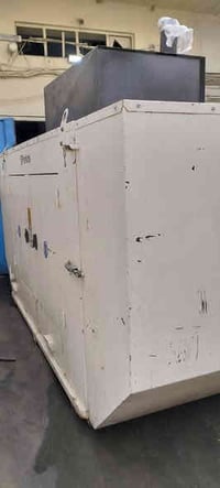 للبيع مولدات عدد 2 نوع بيركنز كاتم.  محرك 6 سلندر  ذو قدره 135 كيفي  م...