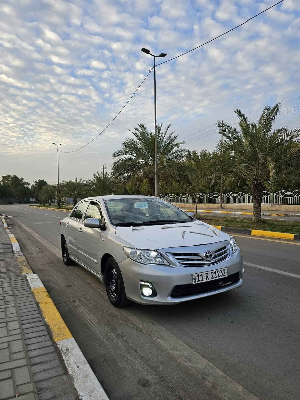 كورلا 2012  خليجي شركه العامه
مكينه 1800 لوك بلاد 
تبريد ثلج ❄️ بلادي 
بيها قطعتين صبغ الباقي كفاله 
تخم تاير جديد صدر جديد 
رقم بغداد 
هزه وسنويه جديد. بااسمي 
سعر 115 وبيها مجال 
مكان بغداد عامريه او سيديه
***********
