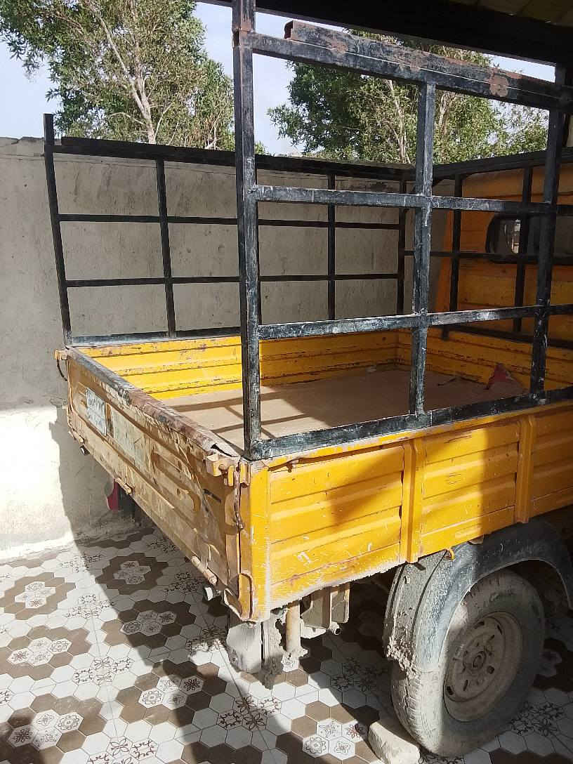 تكتك للبيع رقم ابيض وسنويه عضم مكلف بل نشر *********** ديوانية, القادسية
