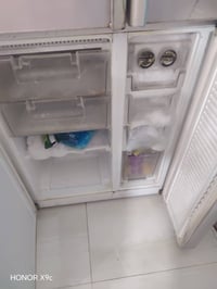 ثلاجة فريزر • يحتاج غاز • ماطور جديد