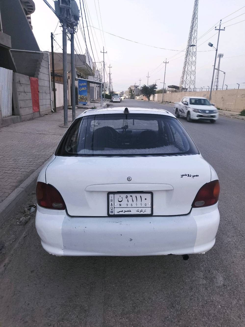 صبغ عام للجمالية
ضربة خفيفة بالصندوق
رصعات بسيطة بالسقف 
مشروع وطني السيارة
دفتر بانزين هم موجود( سيارة نظيفة مال بيت )