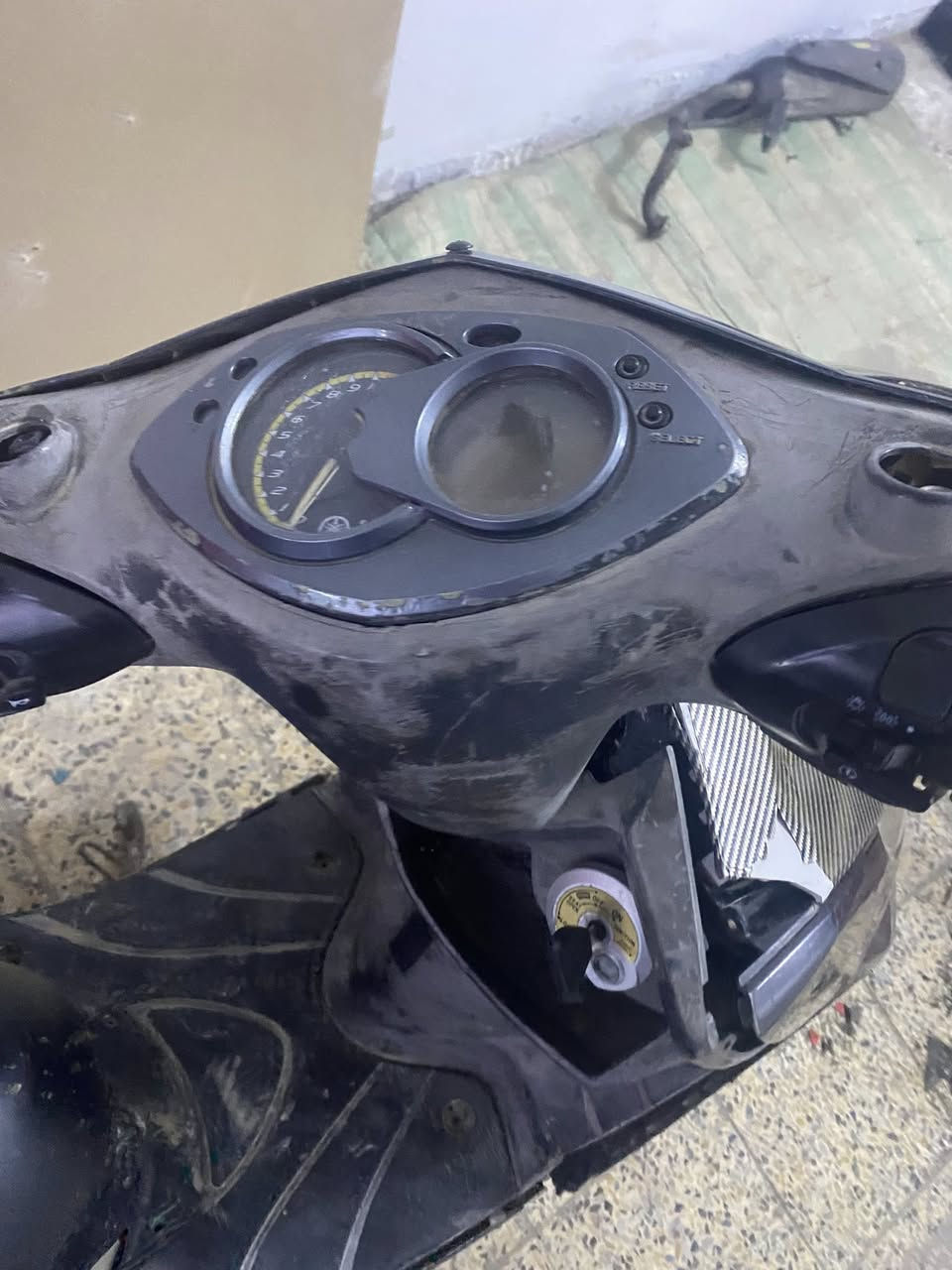 تفصيخ شتردون بخدمتكم ماعندي توصيل تريد ابعيلك طافيه هيج وضعيه بخدمتك مكاني بغداد شعب ***********
