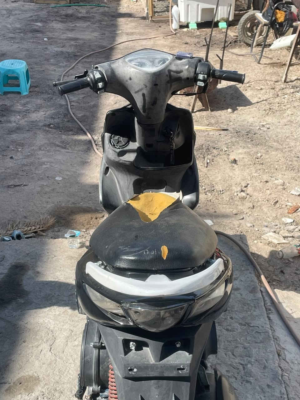 ماكس مظلع للبيع دراجه مفتوحة بوش وبستم جدد كلشي شغال بيها بس عوزها باتري *********** للاستفسار الاتصال على الرقم مكاني البصره ابي الخصيب حمدان السعر (650)
