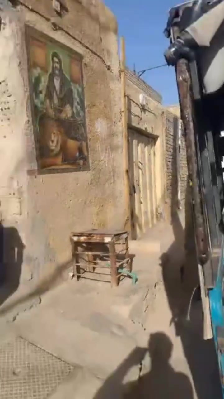 للبيع بسعر جدا مناسب حي طارق شارع المدارس ***********
