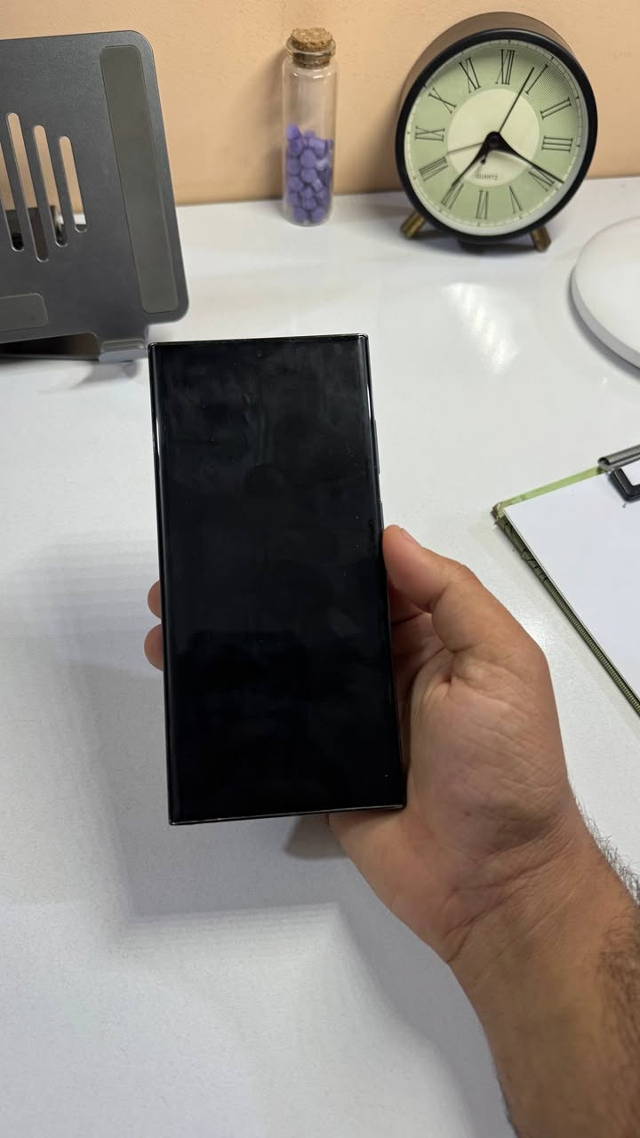 سامسونك كالاكسي S23 الترا 
ذاكرة 256 
شرق اوسط عربي 
وتر برو مامفتوح نهائياً 
نظافته ممتازة 
السعر 725 
مكاني بابل الحلة


**إذا كنت صاحب هذا الإعلان وتريد حذفه لأي سبب، رجاءا أرسل رسالة إلى الدعم الفني**