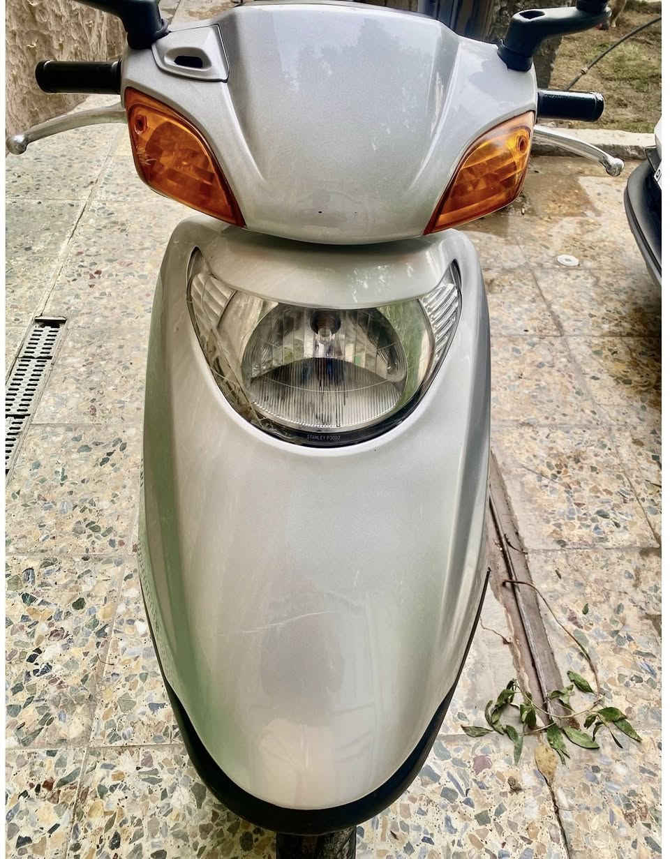 دراجة سبيسي ياباني للبيع
دراجة رمبه على ايدي نضيفه مكفول مكينه بلاديه ناعمه كهربائيات كلها شغاله تشغيله سلف او هندر بلاديه ممبدل بيها اي شي فقط شخوط بسيطه ماشيه 30 الف المكان بغداد الكرخ السعر 850 الف وبيها مجال ***********
