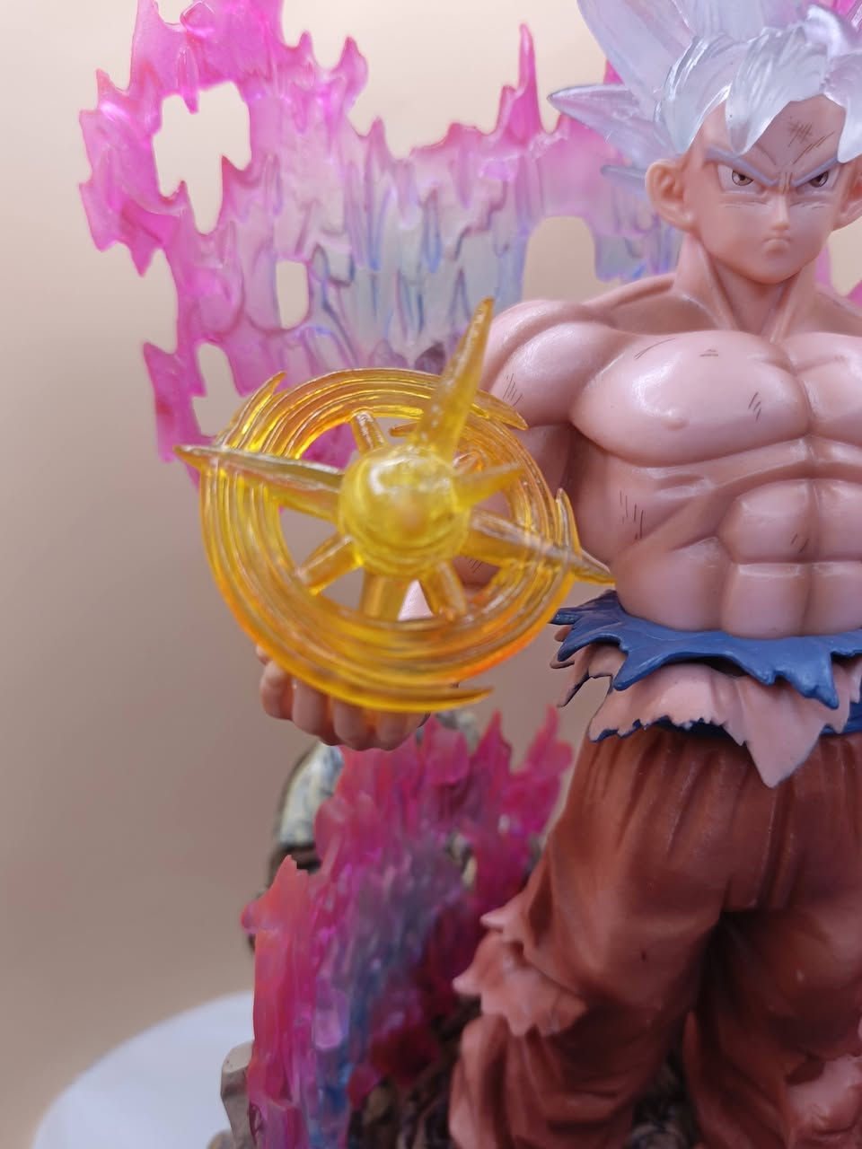 مجسم كوكو
طول ٣٥  عرض ٢٥  عمق ٢٥   تقريبا 
حجم كبيرررر جدا 
وتفاصيل عالميه 
مجسم لا يوصف  مع اضاءه 
سعر  ٤٠ الف
للتواصل ***********
او بيج الانستا zain_anime_store
بيج الفيس Zain Anmi
