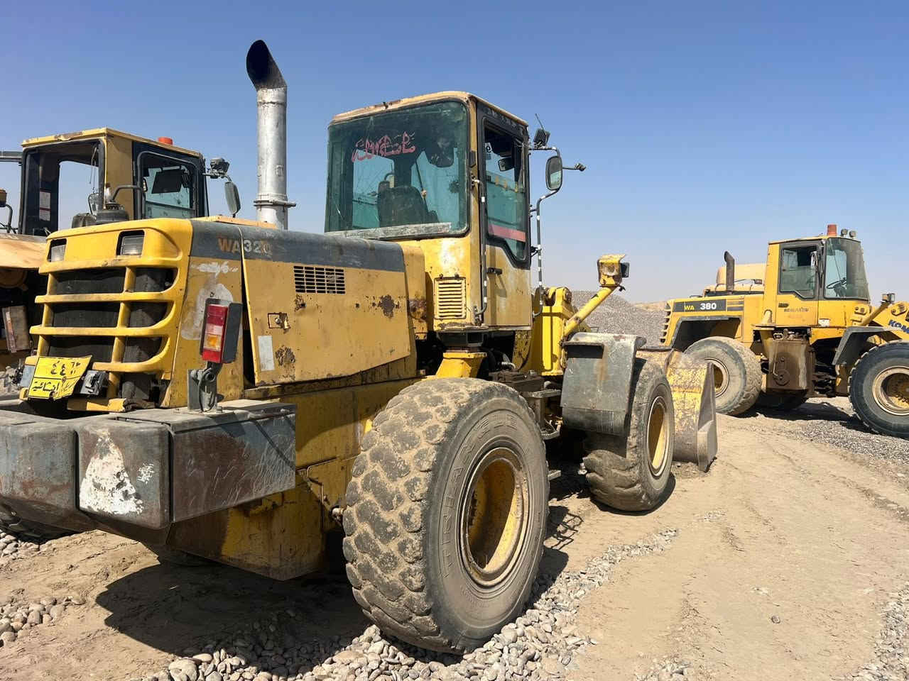 السلام عليكم شفل للبيع كاموتسو موديل98 شغال بي بس مضخت رفع ضعيفه عنوان صلاح الدين ***********
