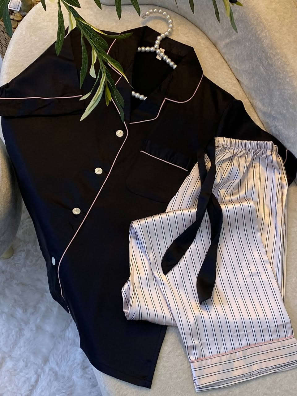 ⁨ 

توفر الآن تراك ستن الأصلي 🤍
خامة مرتبة ولمعة فخمة ✨

📏 القياسات:
S / M / L / XL
قالب راهي ومريح ✨

🎨 تشكيلة ألوان من 4 إلى 5 

💰 سعر الدرزن 78 ألف✅
https://t.me/dddfeyuigggg


**إذا كنت صاحب هذا الإعلان وتريد حذفه لأي سبب، رجاءا أرسل رسالة إلى الدعم الفني**