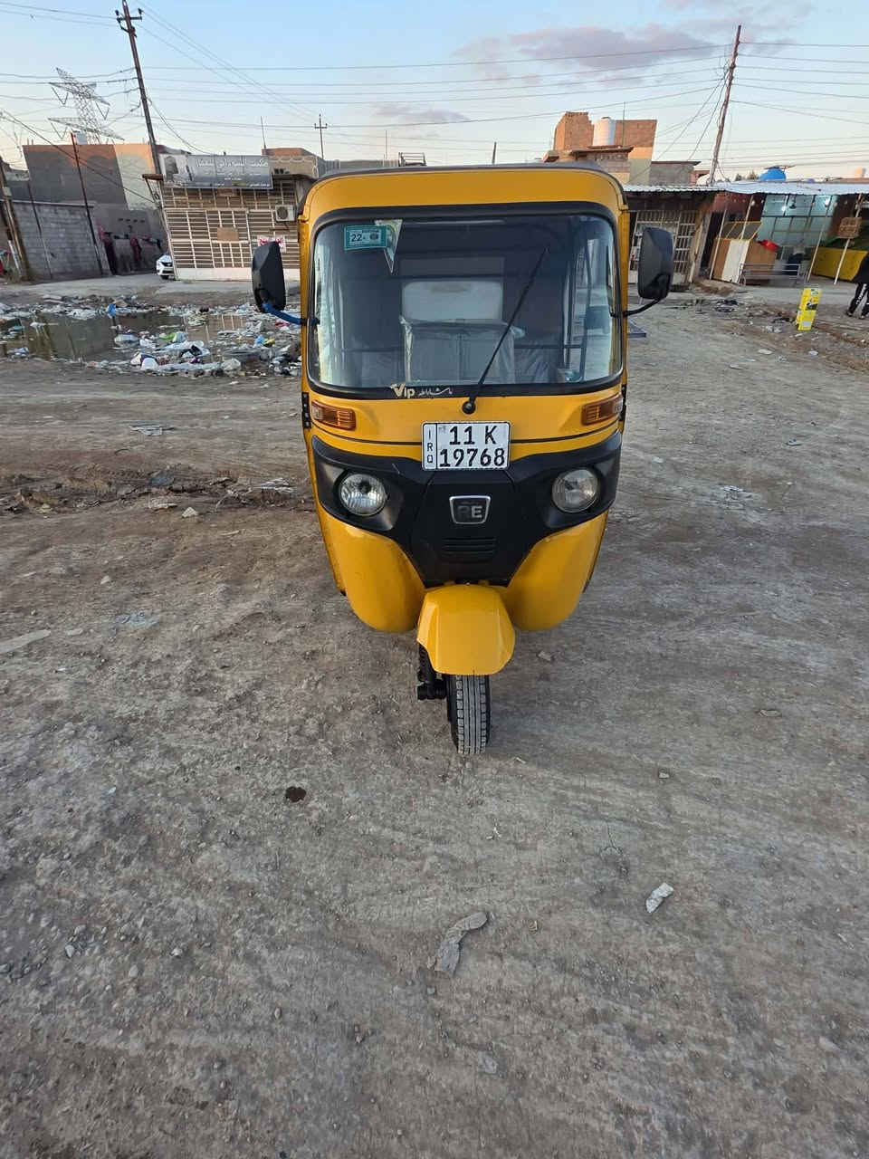 السلام عليكم تكتك للبيع موديل 2022شهر 8تكتك نضيفة خير من الله تكتك بلادية السعر 8 وسبعية وخمسين  وبيها مجال الطيب عنوان بغداد قرب شارع الجزيرة الرقم الهاتف ***********
