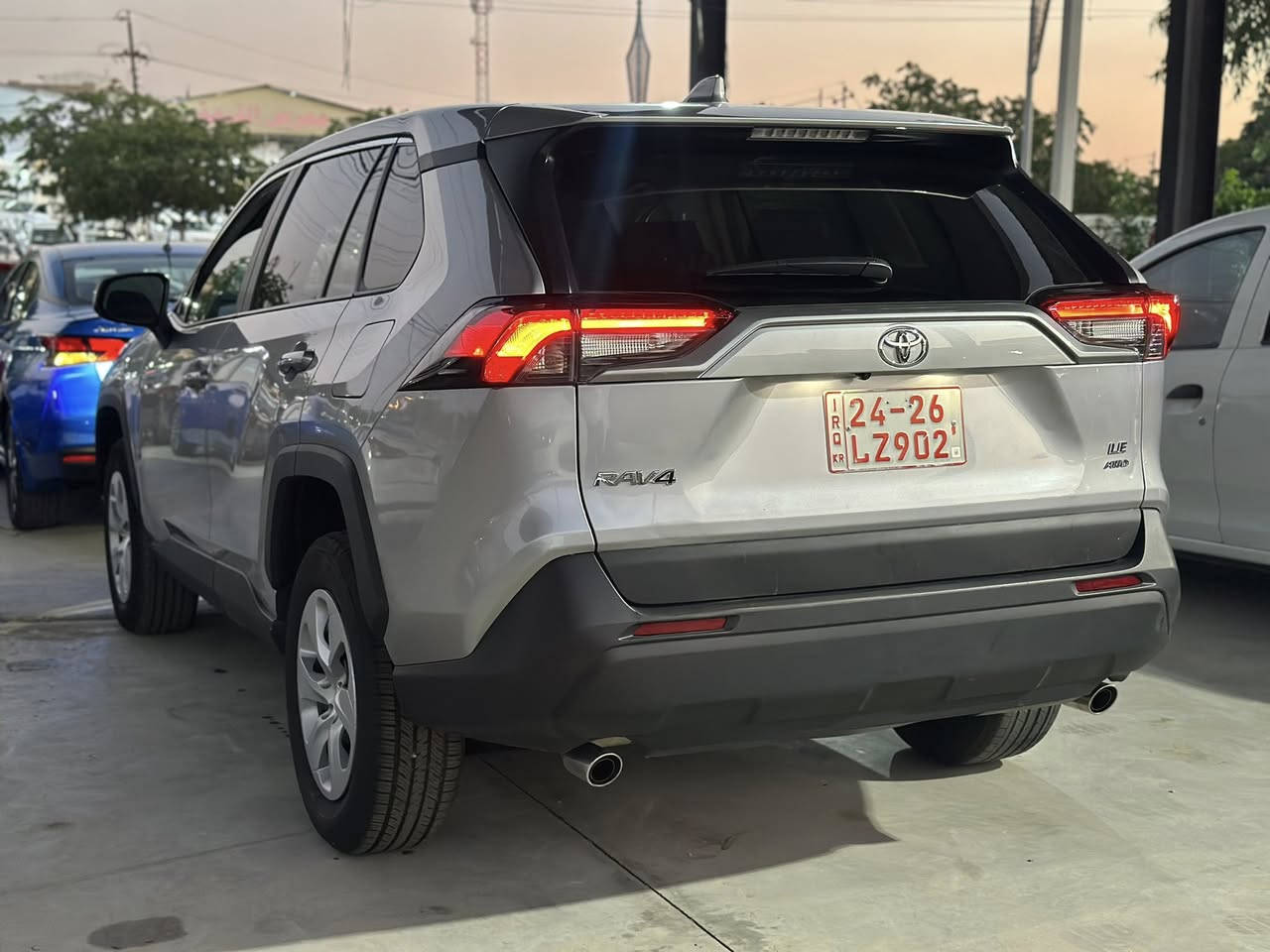 تويوتا راف فور LE AWD
موديل : 2024
العداد : 17  الف
السعر : 239  بدون رقم  بي مجال
الضرر :  بدون صبغ بي تعديل PDR ايربكات سليمة دعامية خلفية بلادية ايربكات سليمة صوره ضررها داخل المنشور 
المواصفات : 
_ شاشة كبيره
_ تحكم ستيرن
_ رادار امامي 
_قياده ذاتيه
_ تحديد مسار
_ هاند بريك بصمه
_اوتو هولد 
_ 3 انظمة قيادة 
_مانع انزلاق 
_ فور ويل
رقم كاتي  دهوك : تترقم اربيل او سليمانية كلفة رقم 16 ورقة
العنوان : كركوك / شارع المعارض
للاستفسار : ***********
