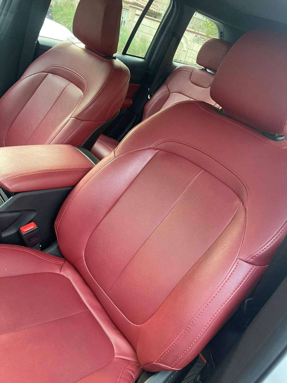 السلام عليكم من رخصت الأدمنيه المحترمين جيب بلاك ادشن #خليجي مكفول كفالة عامه  ٢٠٢٣.. فول موصفات.. رقم بغداد.. ماشي ٥٦..سيارة جاهزة وبل حقيقه احلا.. السعر ٣٧$وبيها مجال للطيبين.. مكان السيارة بغداد.. الاتصال.. /***********
