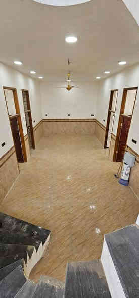 بيت للبيع يقع على طريق الدغاره مقابل مشتل الربيع مساحه ٤٥٠ متر  كافه الخدمات للاستفسار ***********
