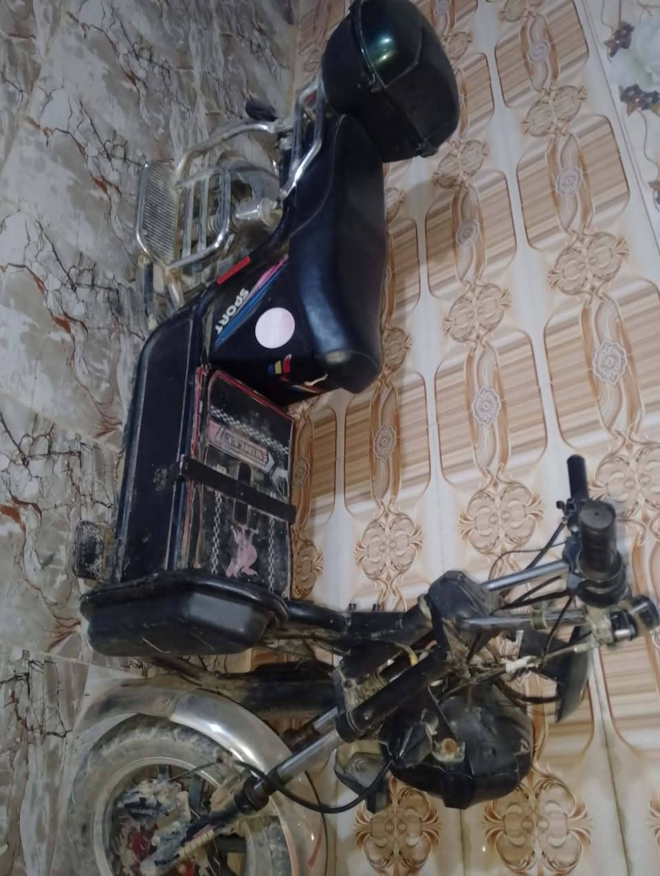 ماطور شحن هيوشه للبيع باترياته ع فحص قبل شهرين شادهن 5باتري سعره 450الف


**إذا كنت صاحب هذا الإعلان وتريد حذفه لأي سبب، رجاءا أرسل رسالة إلى الدعم الفني**