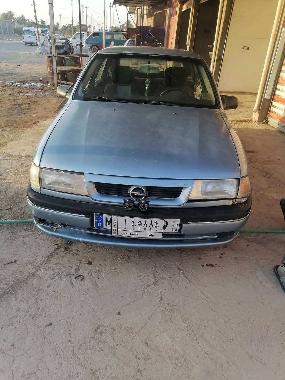 اسلام عليكم للبيع فكتره موديل 1990 السياره جاهزه مكينه كير حداديه رقم بابل سنويه صاقطه 
السياره جاهزه من الدعاميه للدعاميه مصبوغه عام بدون حادث السعر 30 وبيه مجال بصيط 
مكاني الدوانيه مهناويه *********** غير متواجد عل فيس
