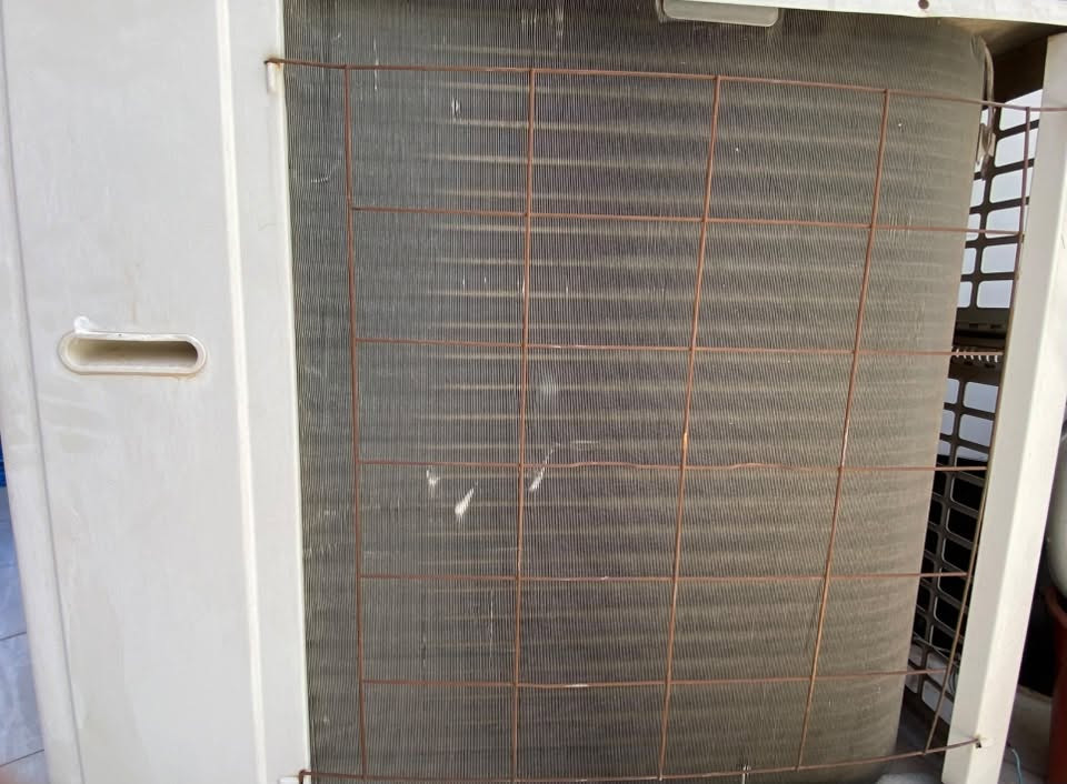 قطعة خارجية نوع Panasonic طن٢  ابلاد شغال على الفحص ***********
