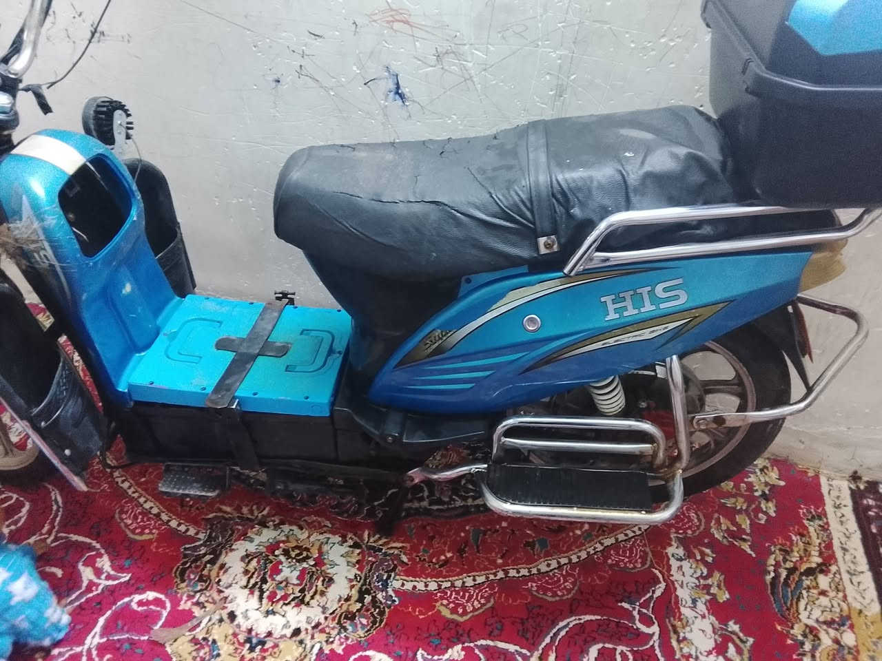 موطور شحن للبيع
نوع
هارلي
 ✅بطاريات عل فحص✅
⭕لايت عالي ناصي 
⭕ شاشه الكترونيه 
⭕نظام ®️ الرجوع الى الخلف
⭕ نظام 4 سرع 1234 
⭕ بريك امامي، خلفي 
⭕ اشاير يمين، يسار
⭕تشغيل عن بعد 
⭕ جهاز انذار سرقه
⭕ شاحنه الشركه الاصليه 
⭕ كلشي شغال كهربائيات 
الموطور نظيف مثل ما موضح بالصور 
(( السعر 250 )( بي مجال)رقمي مكاني شهداء
***********
